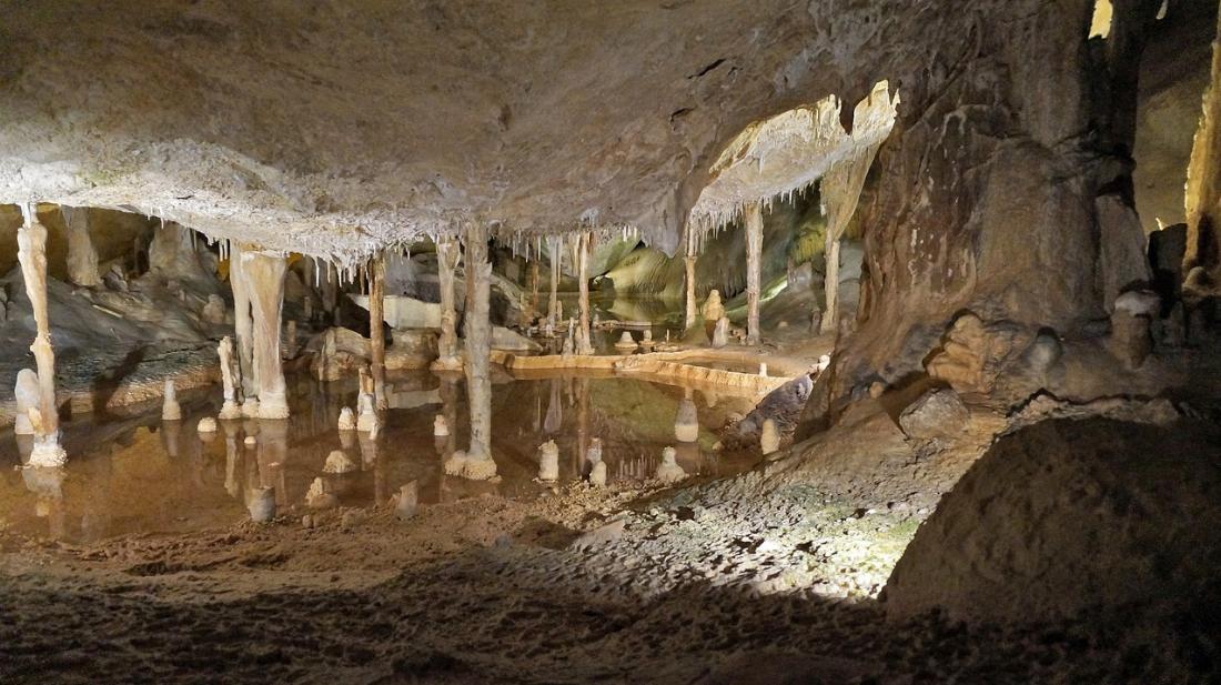 Grotte stalactites